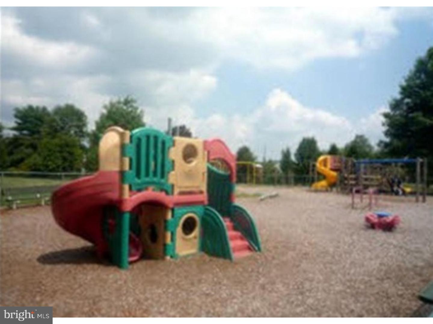 SOCIETY PL - Residential Lease