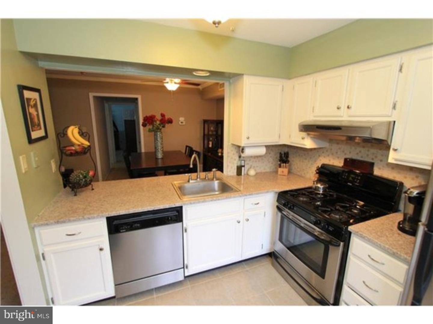 SOCIETY PL - Residential Lease