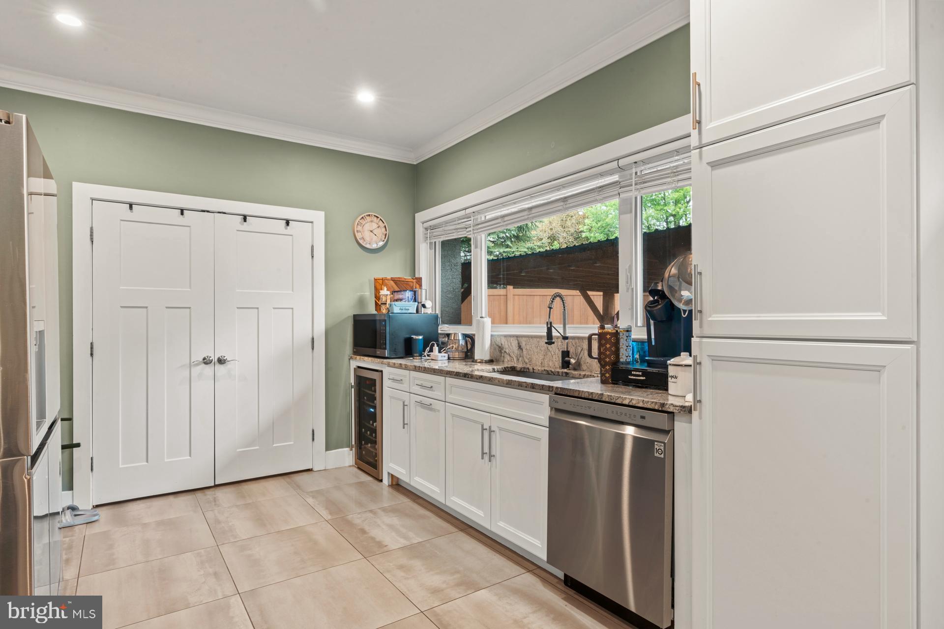 JUSTA FARMS - Residential