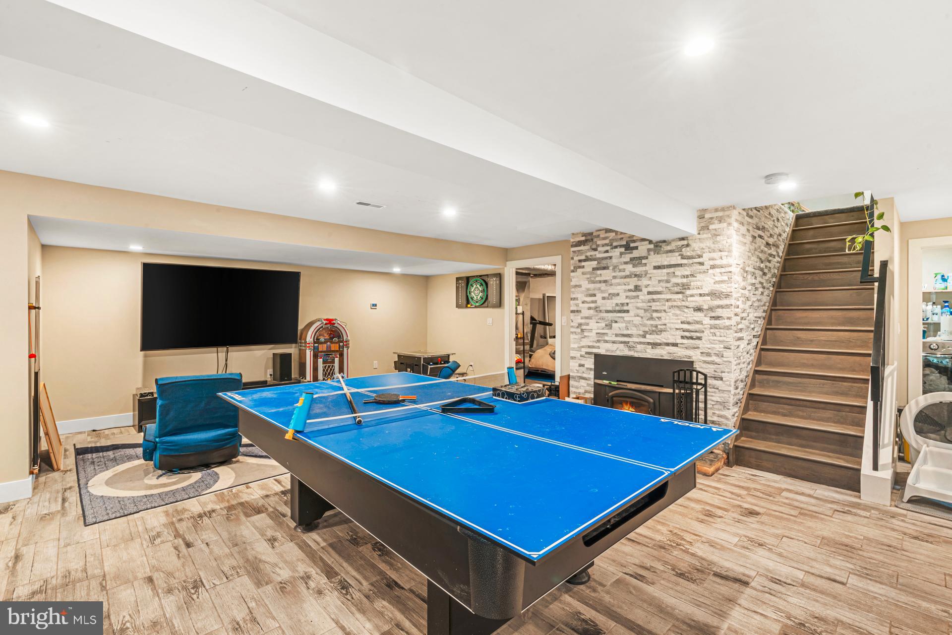 JUSTA FARMS - Residential