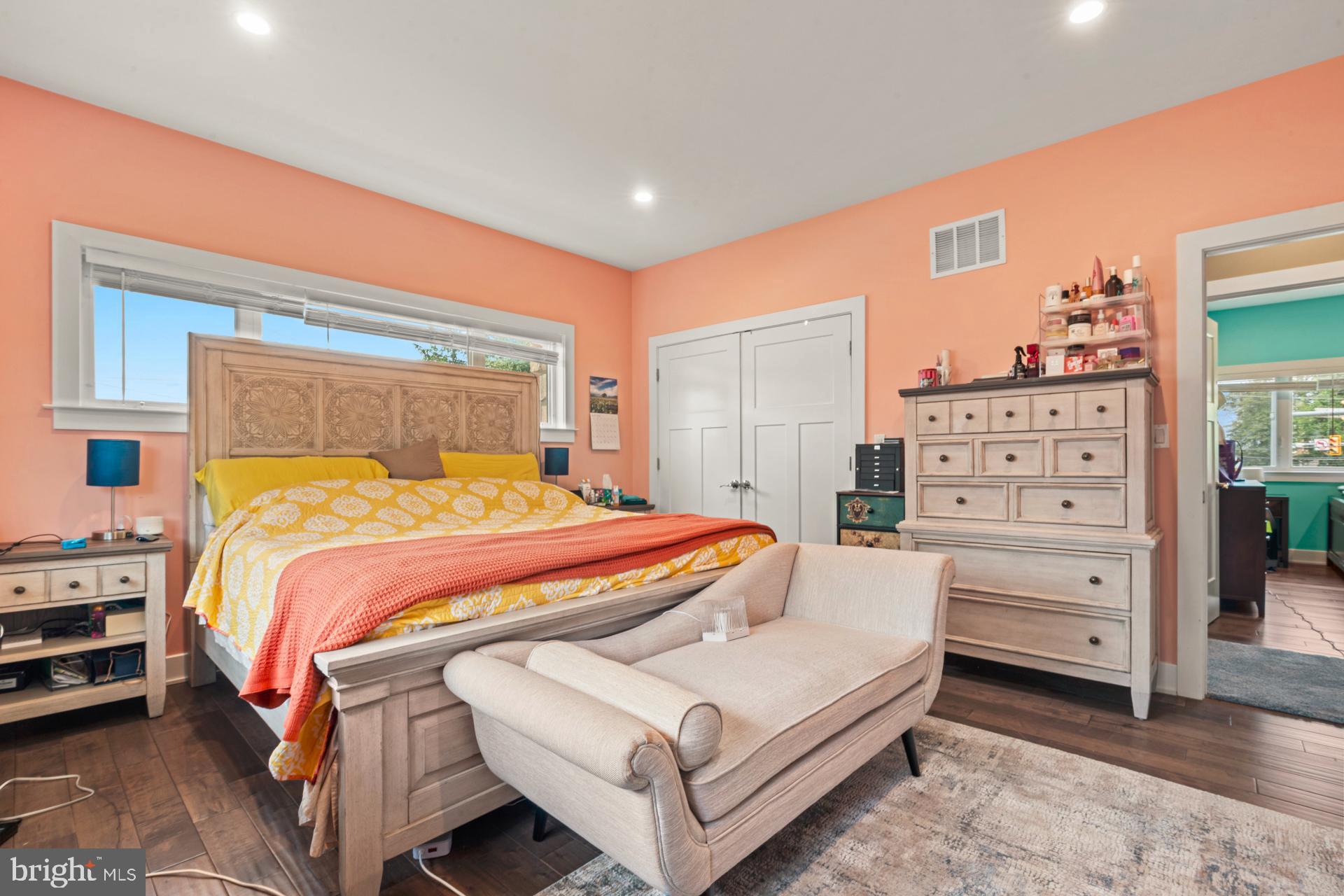 JUSTA FARMS - Residential