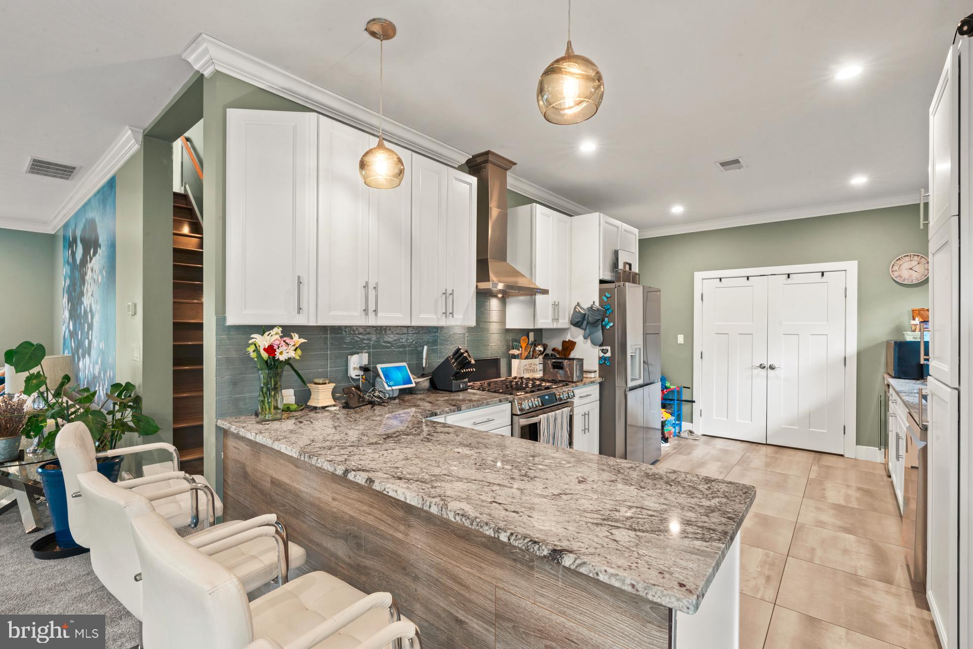 JUSTA FARMS - Residential