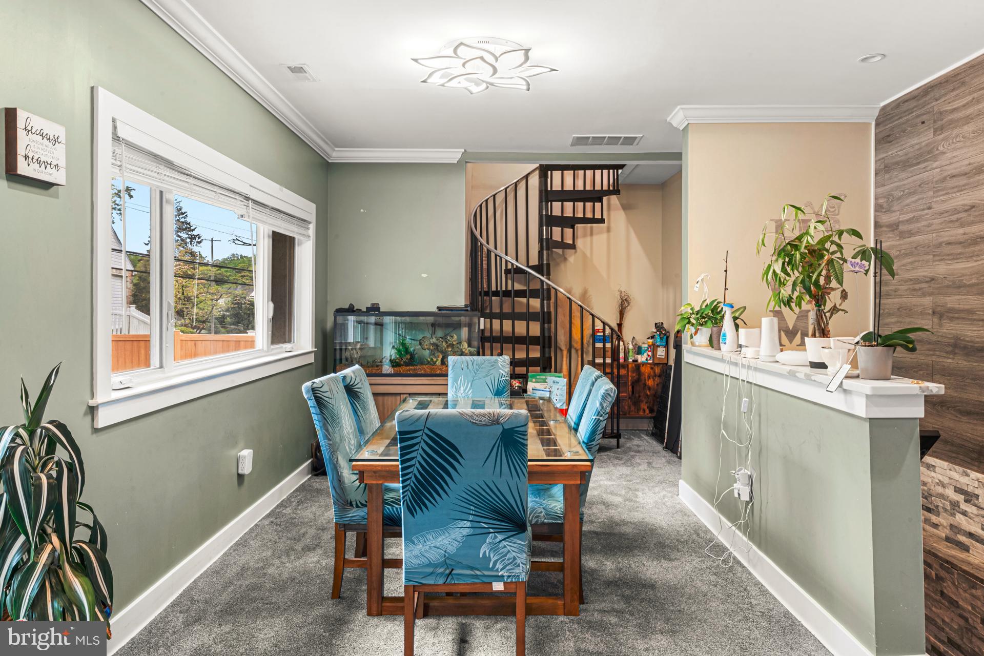 JUSTA FARMS - Residential