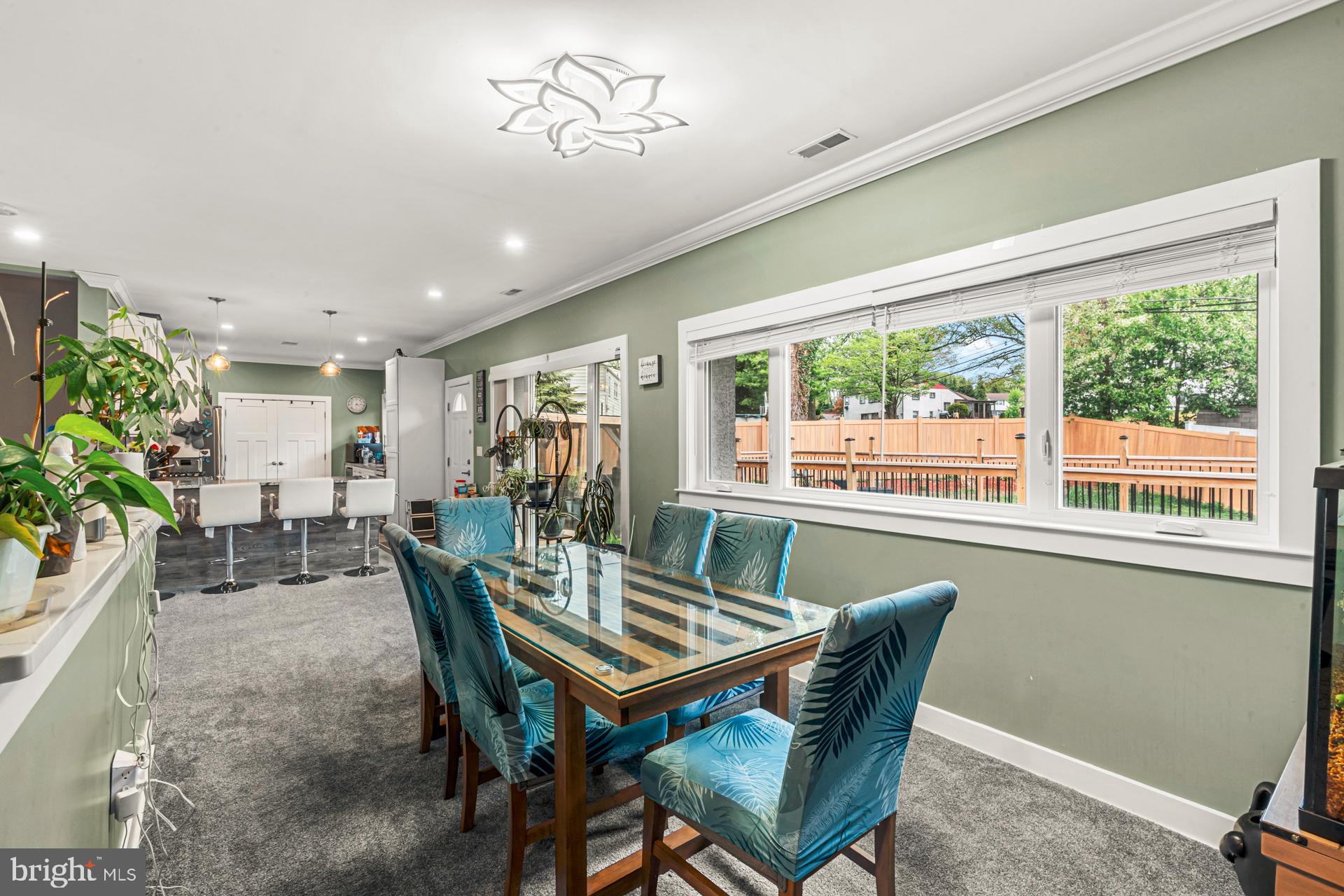 JUSTA FARMS - Residential