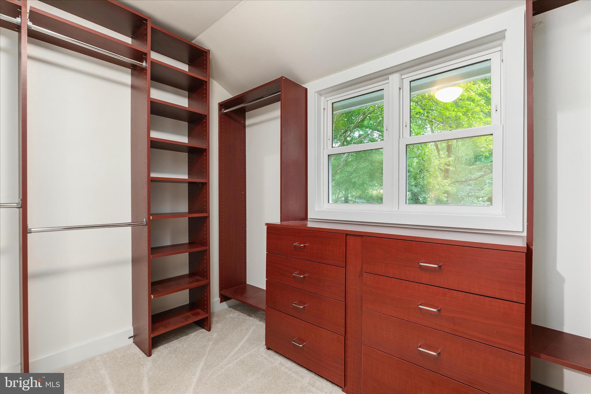 KENSINGTON - Residential