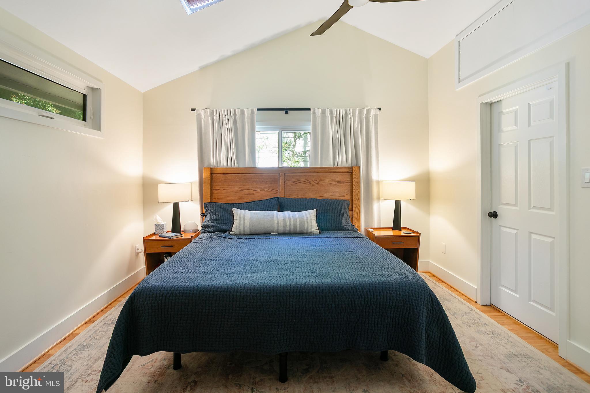 KENSINGTON - Residential