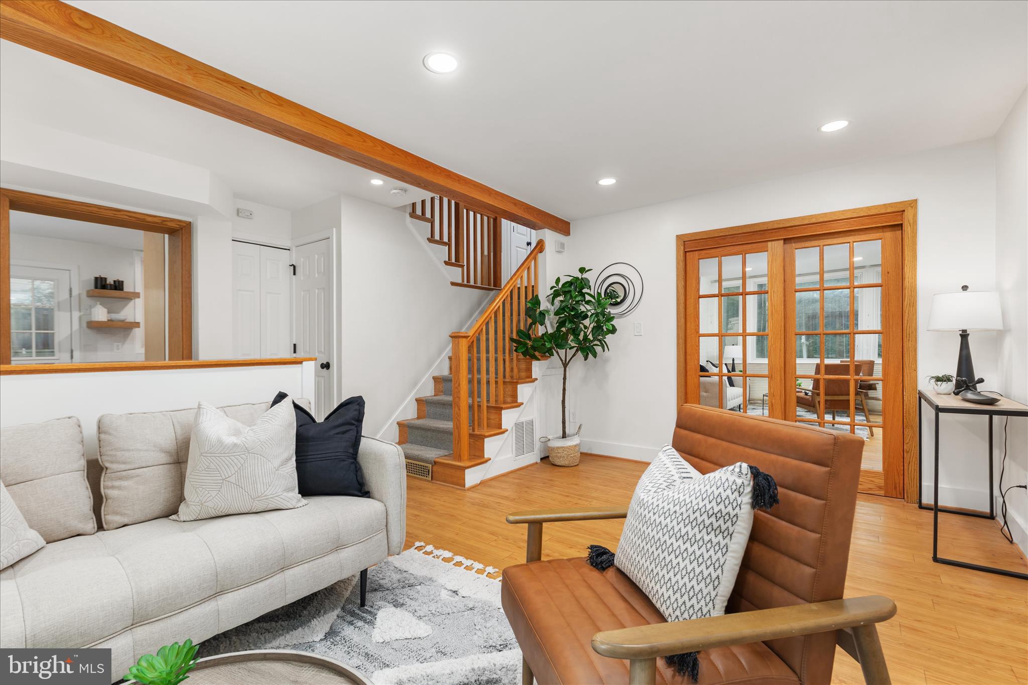 KENSINGTON - Residential