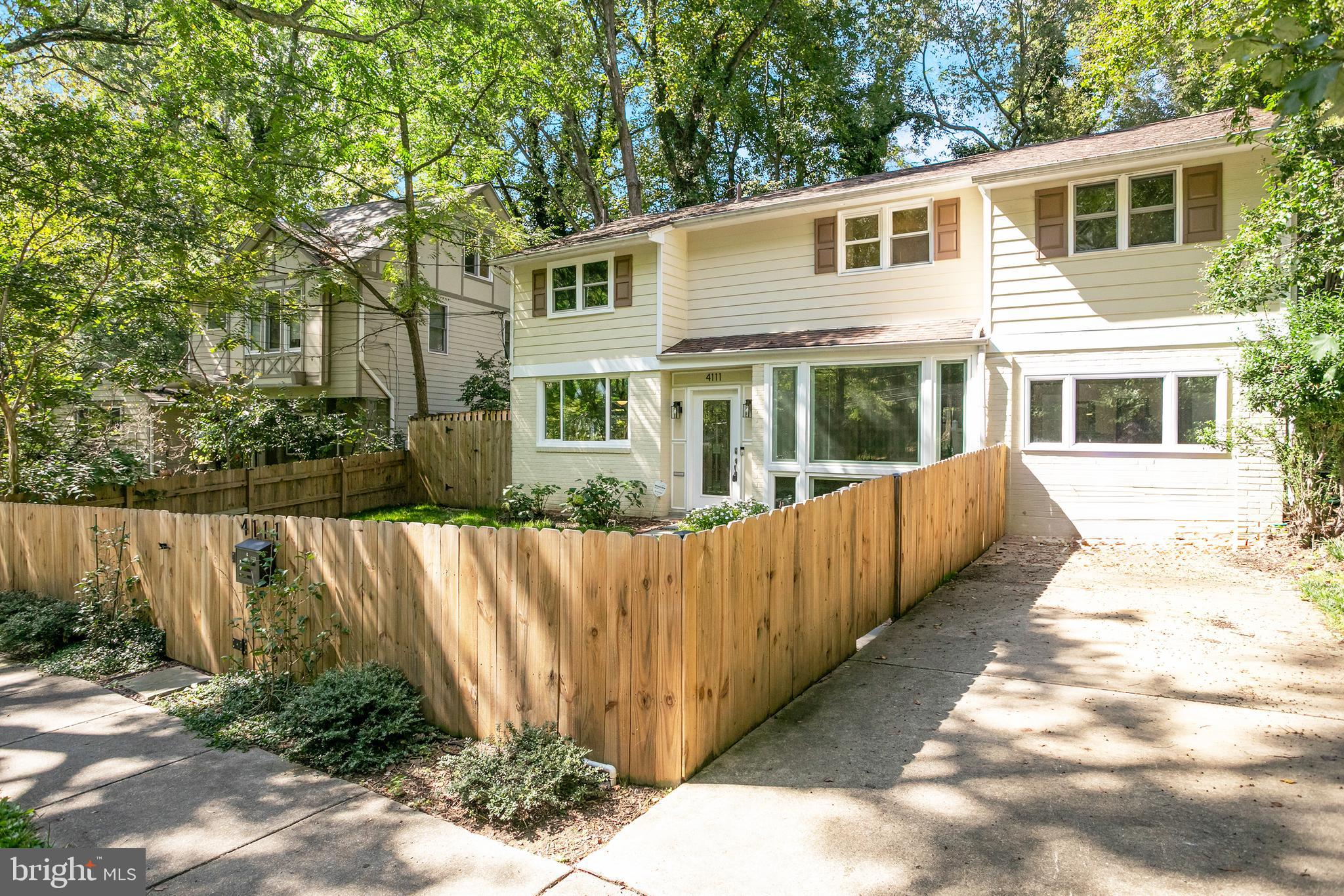 KENSINGTON - Residential