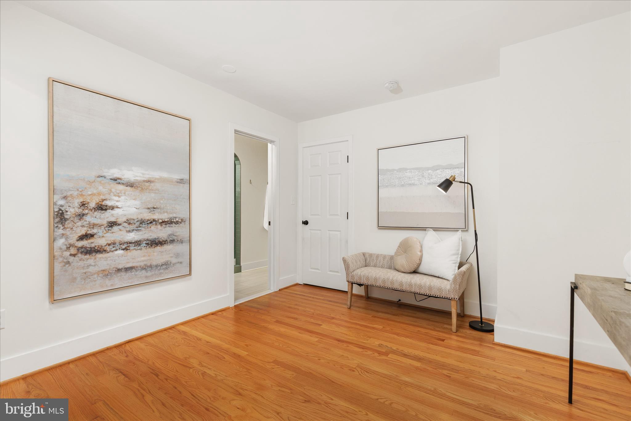 KENSINGTON - Residential