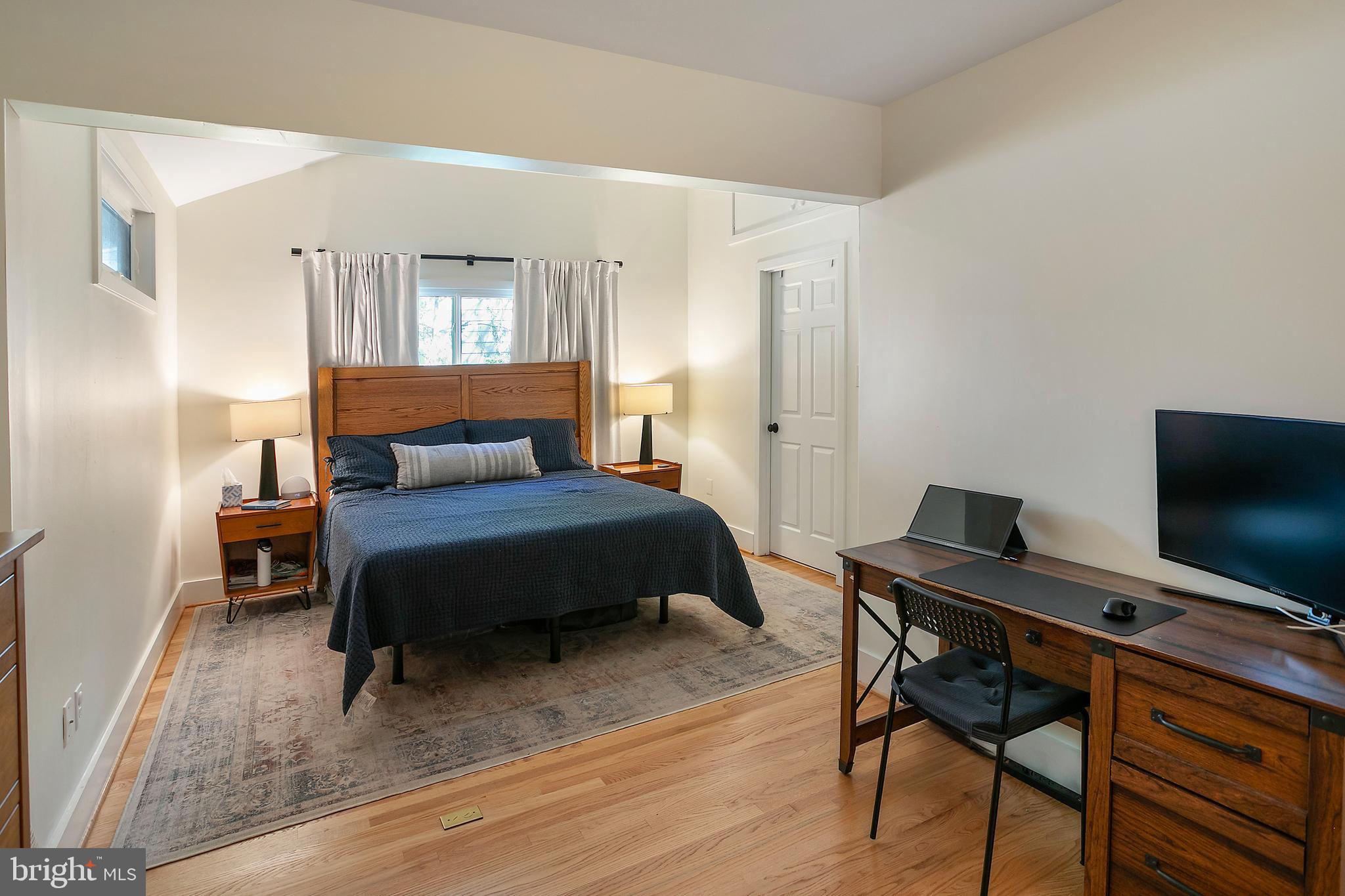 KENSINGTON - Residential