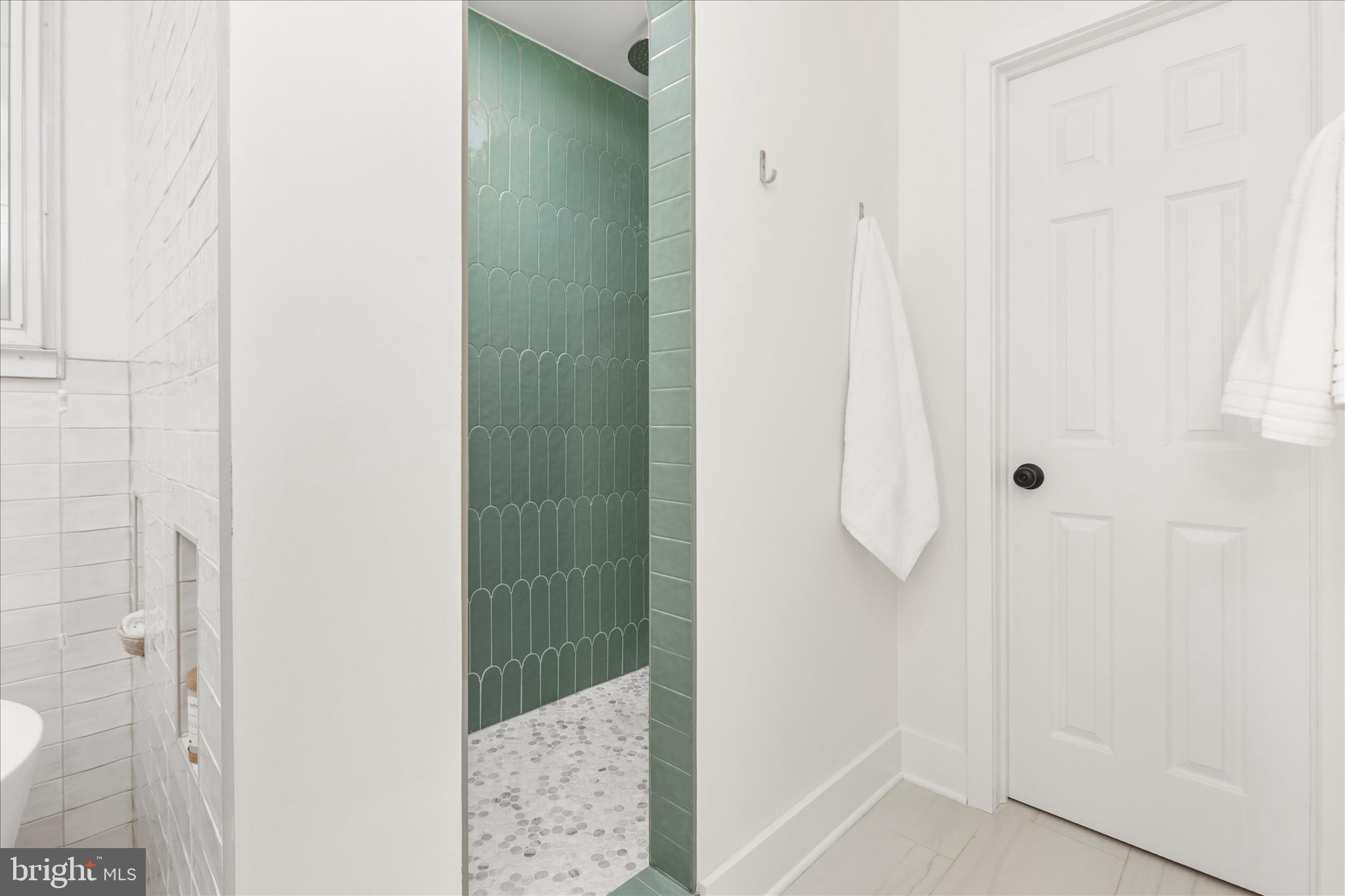 KENSINGTON - Residential
