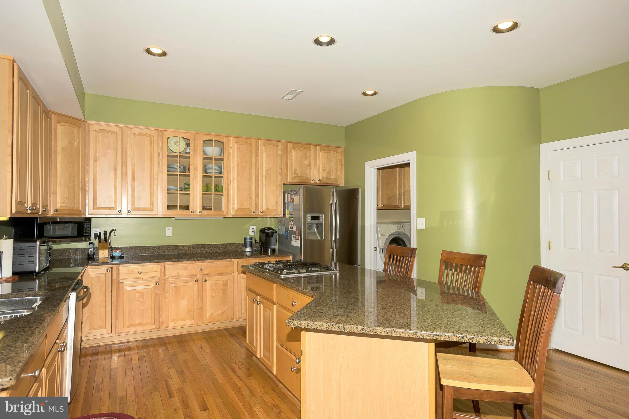 GROVEMONT - Residential