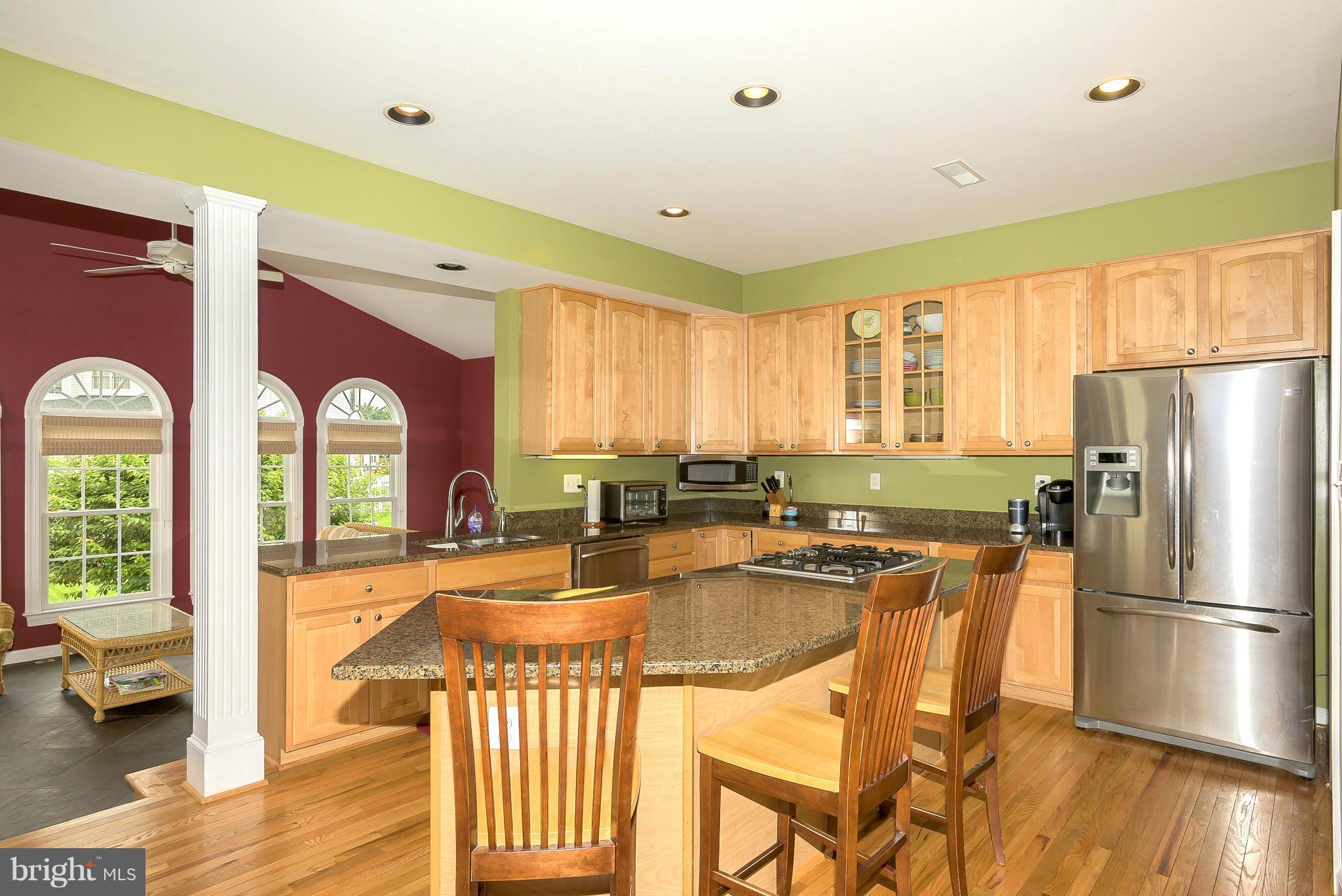 GROVEMONT - Residential