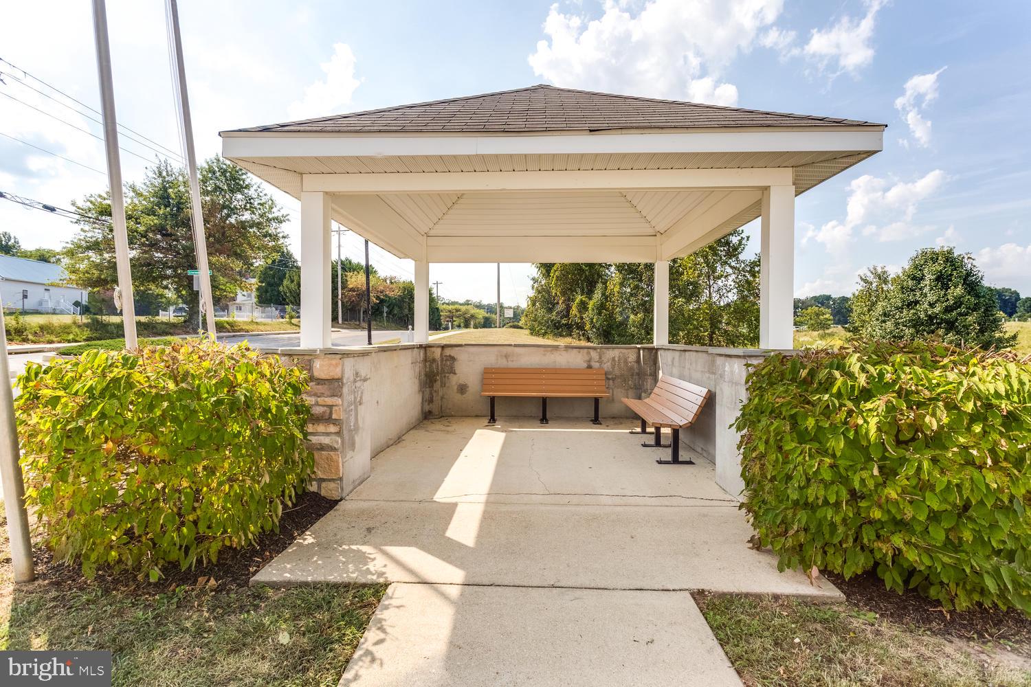 OAK TREE LANDING - Residential