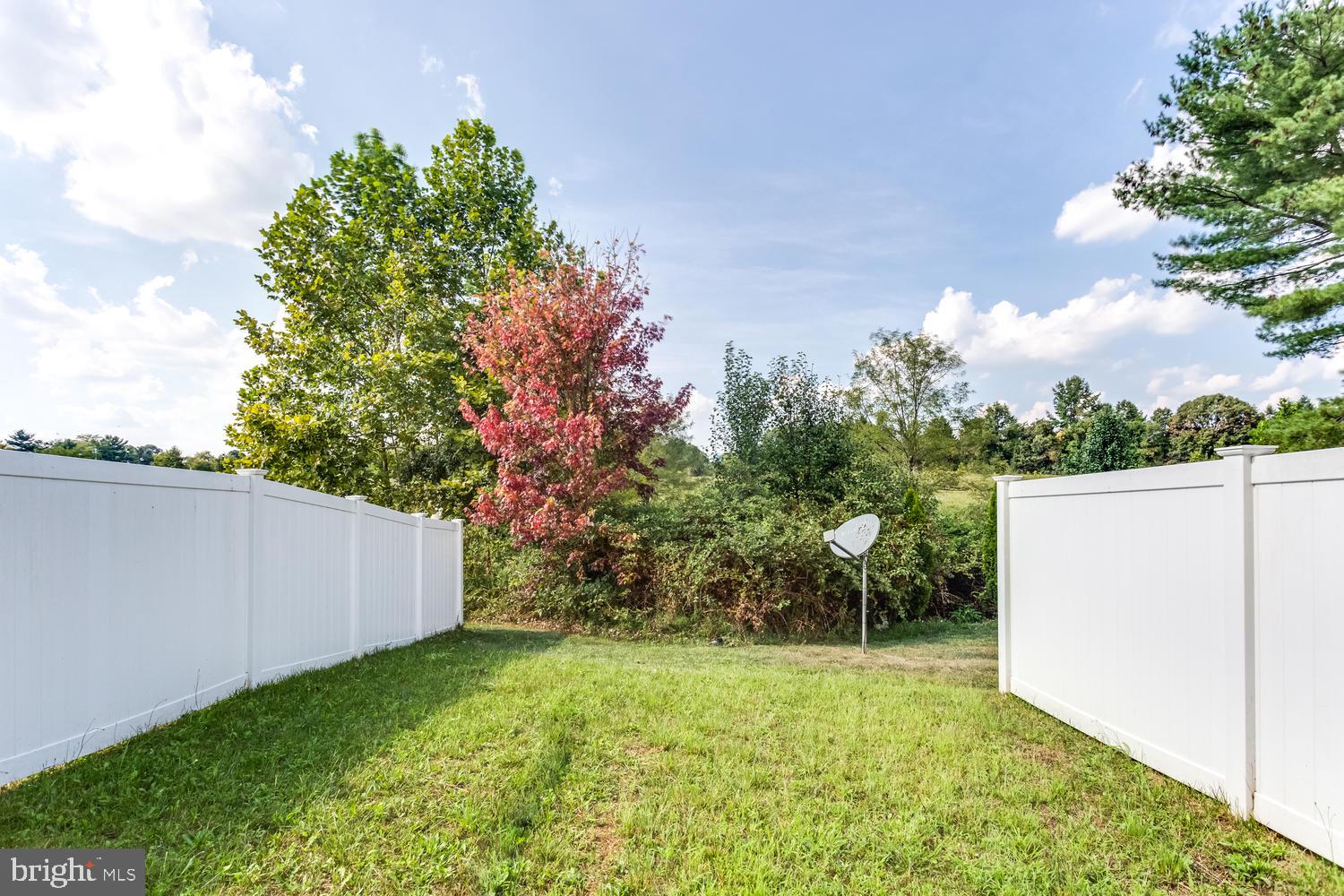 OAK TREE LANDING - Residential
