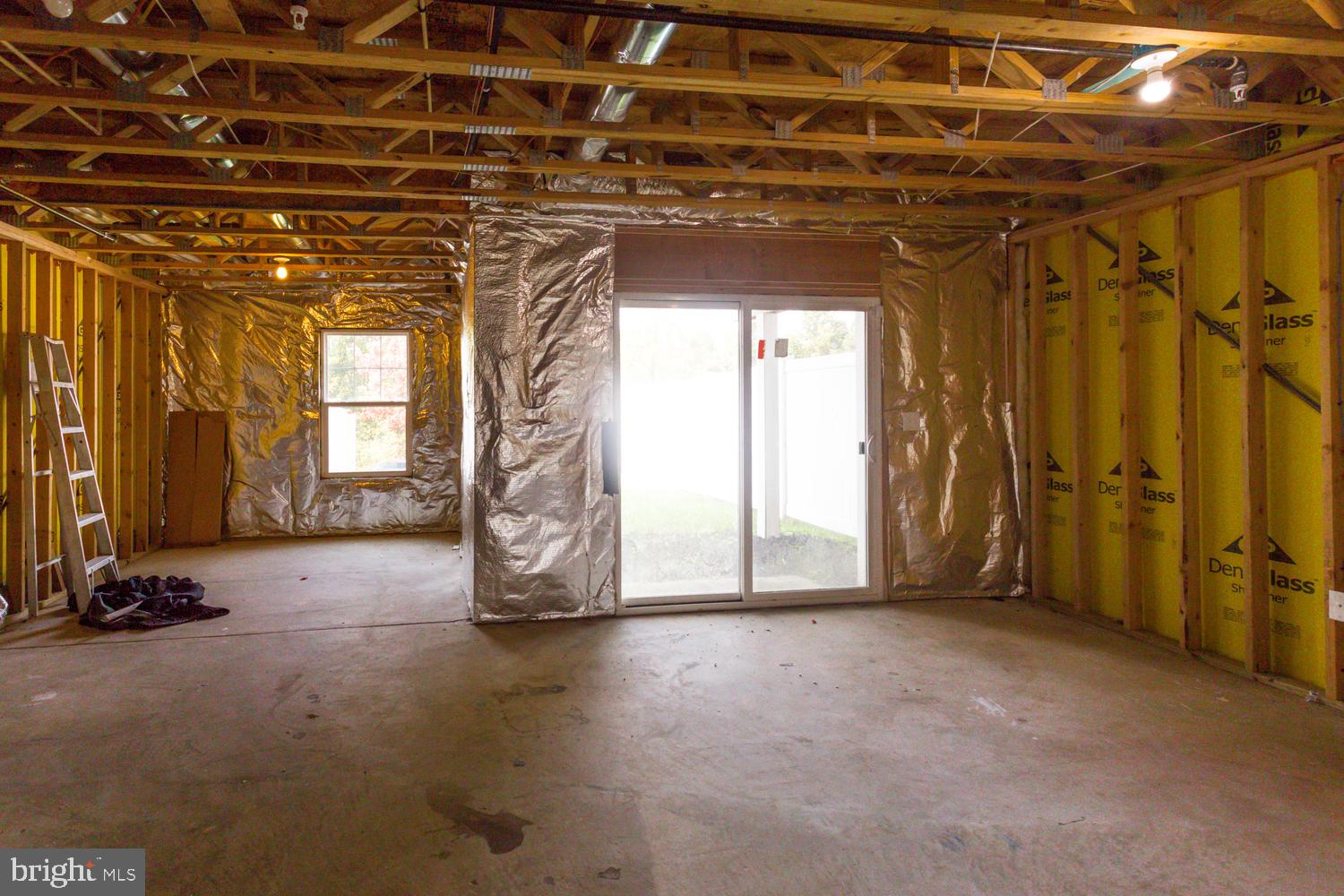 OAK TREE LANDING - Residential