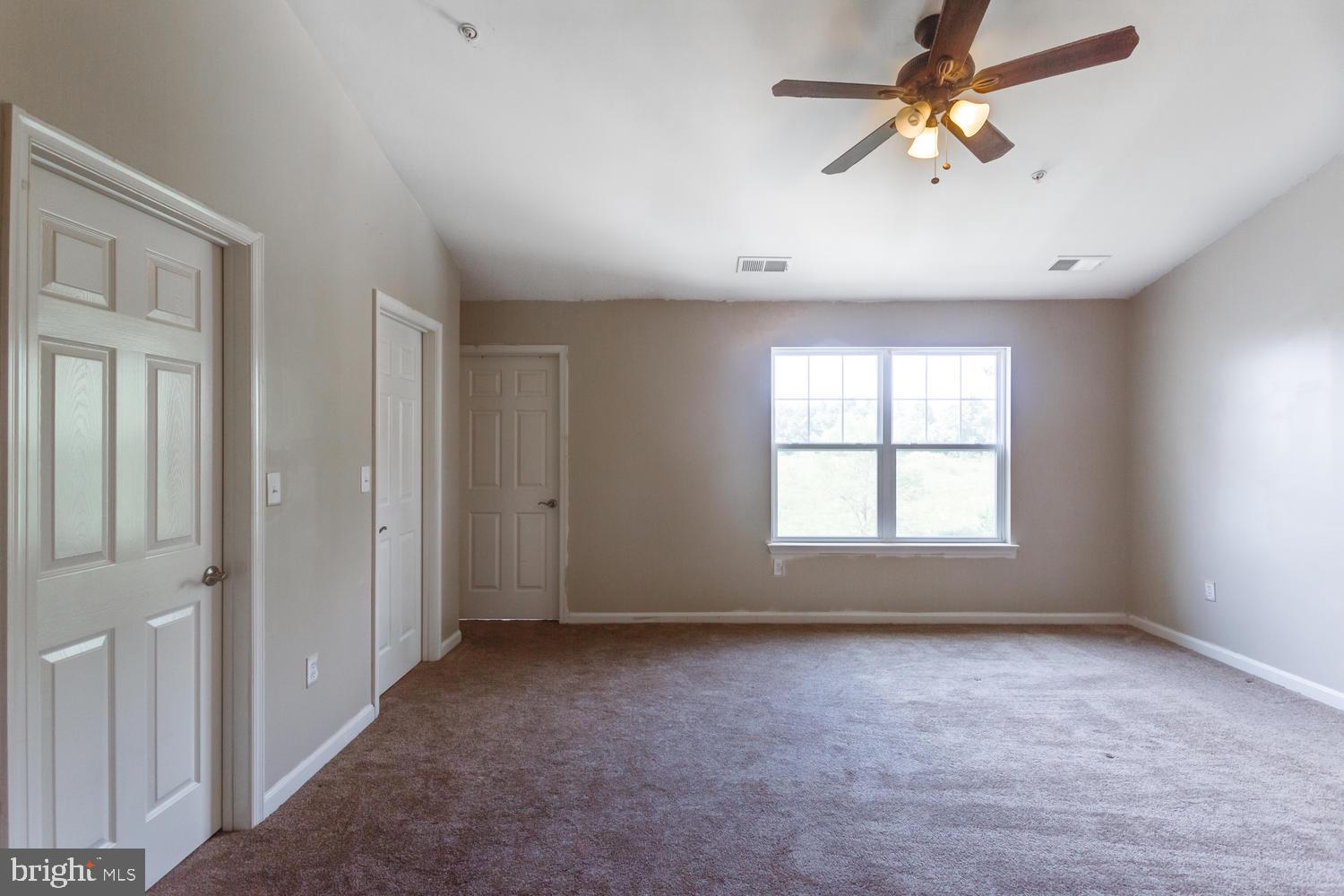 OAK TREE LANDING - Residential