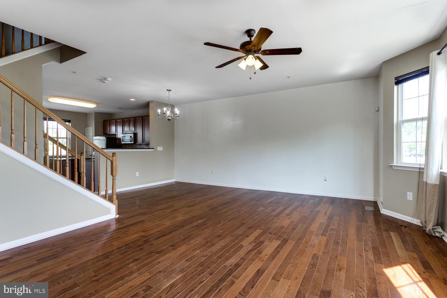 OAK TREE LANDING - Residential