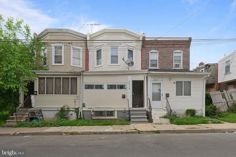 Photo of 2313 Carter Street, WILMINGTON, DE 19802 (MLS # DENC2085546)