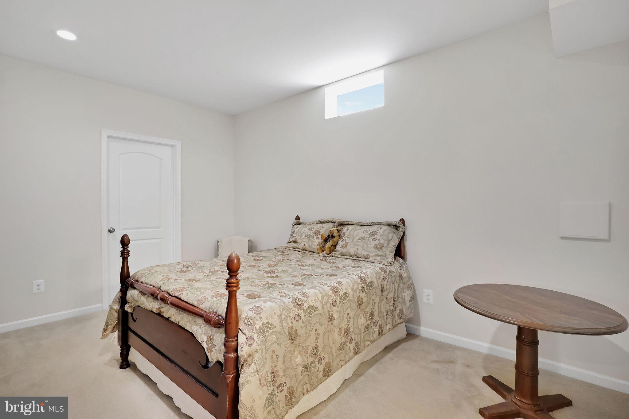 LENAH MILL - Residential