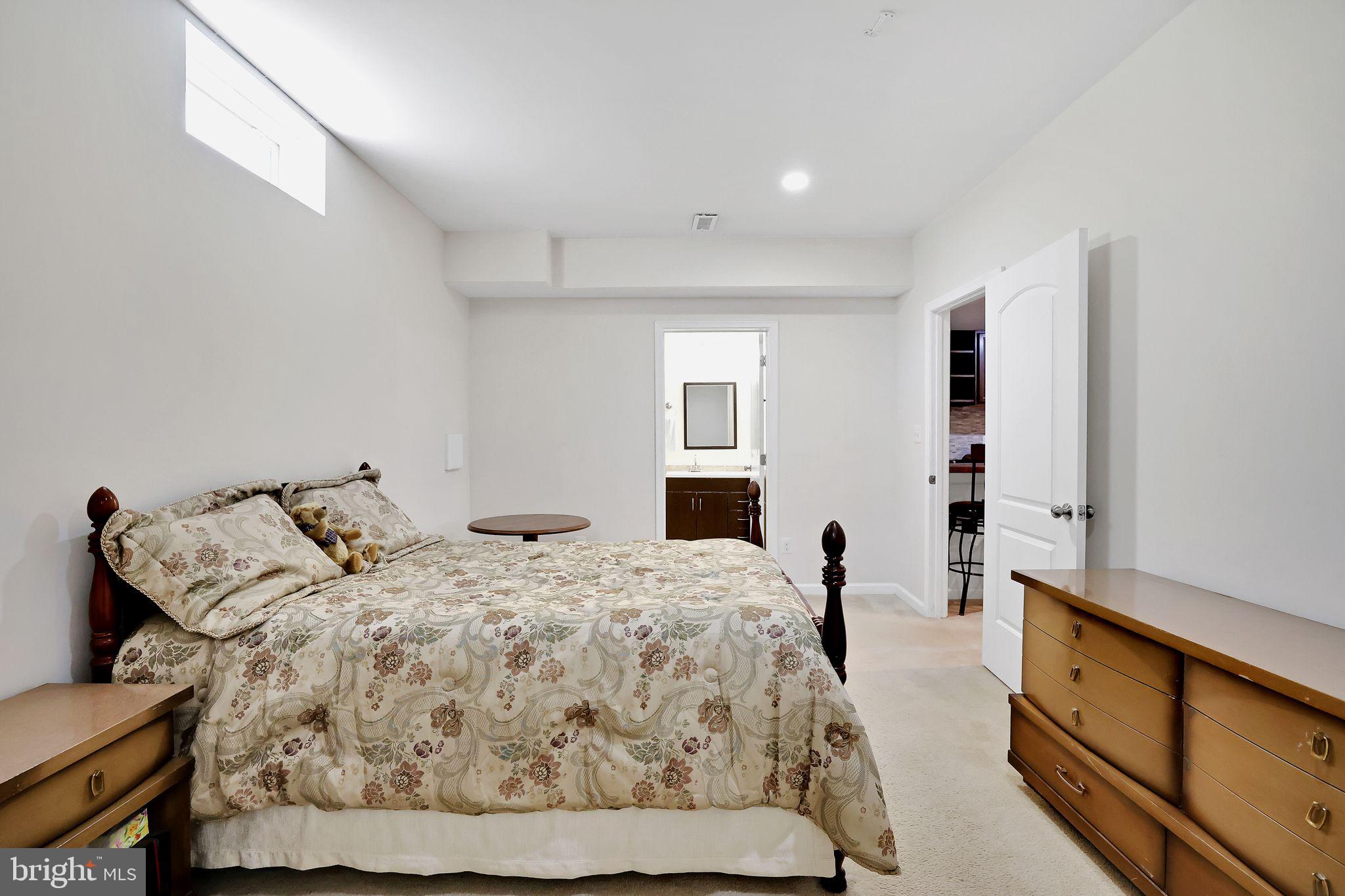 LENAH MILL - Residential