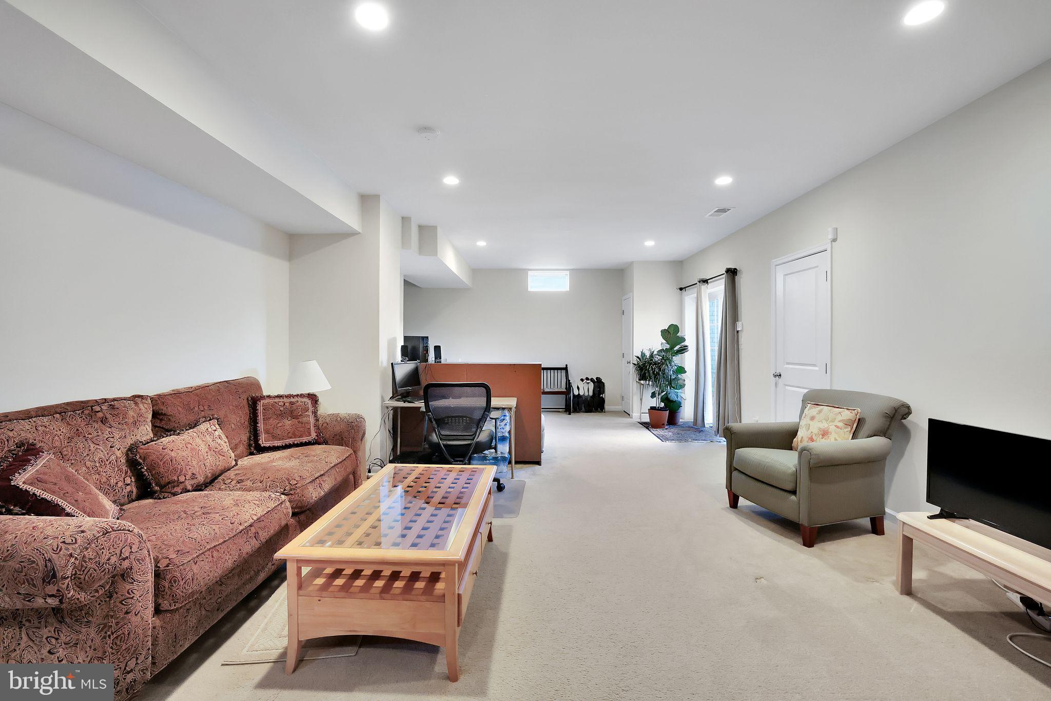 LENAH MILL - Residential