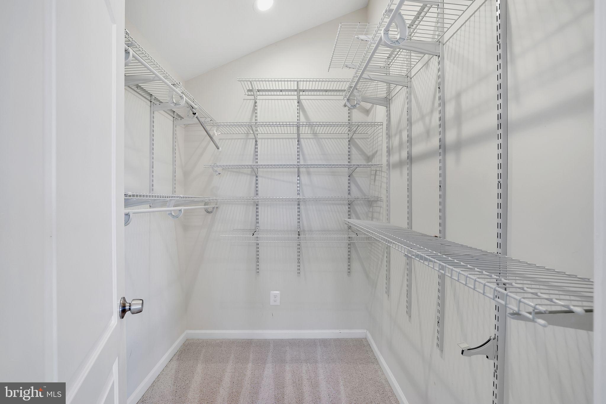 LENAH MILL - Residential