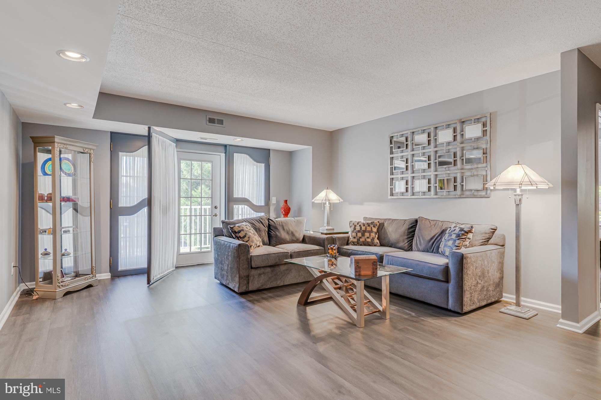 CENTENNIAL STATION - Residential