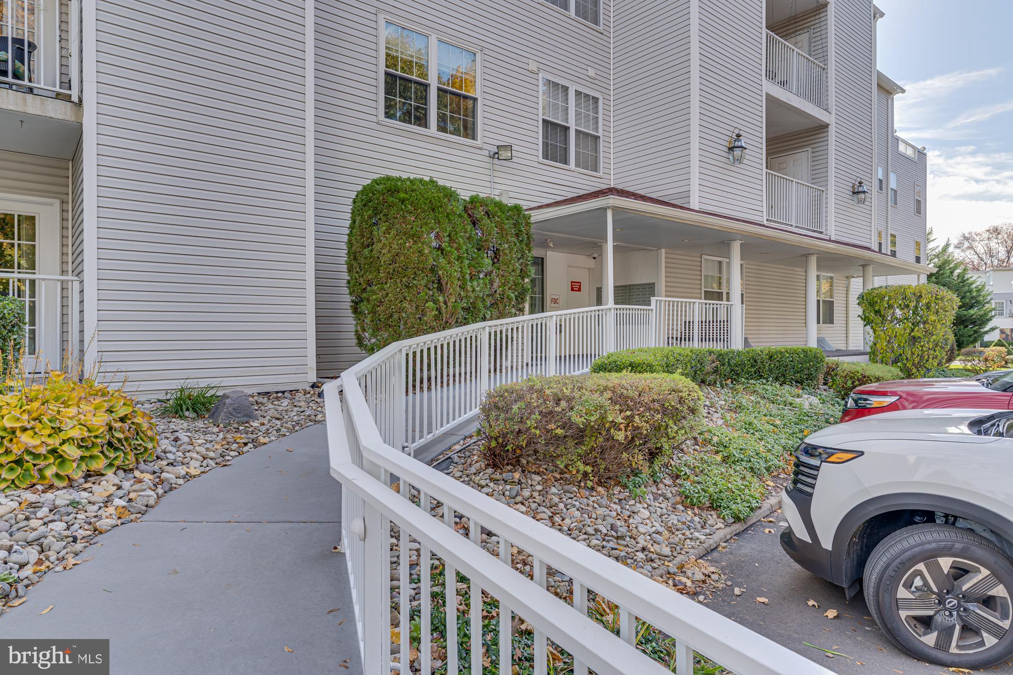 CENTENNIAL STATION - Residential