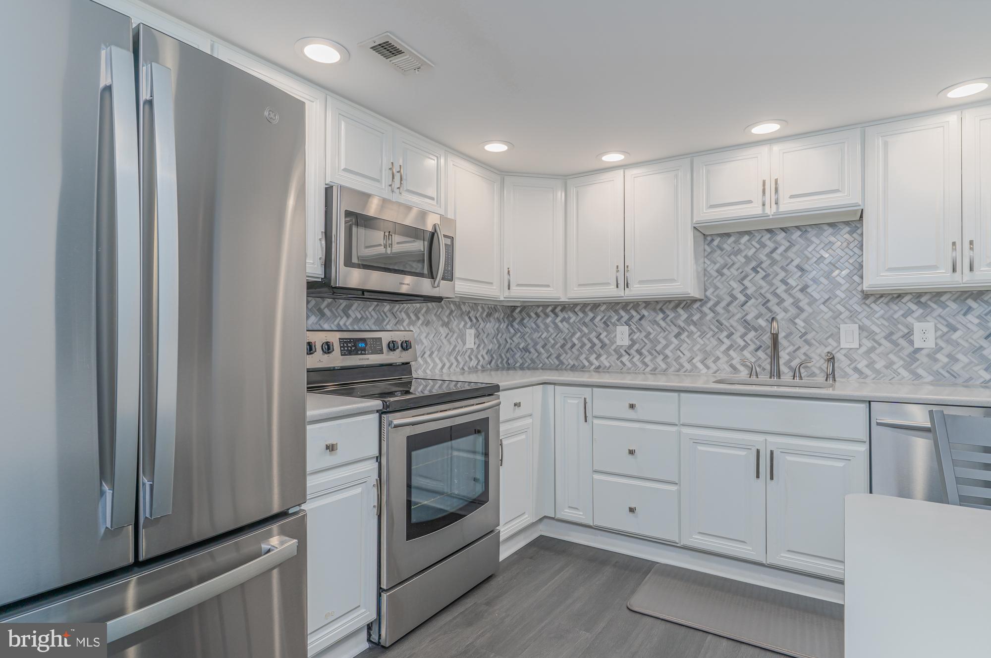 CENTENNIAL STATION - Residential