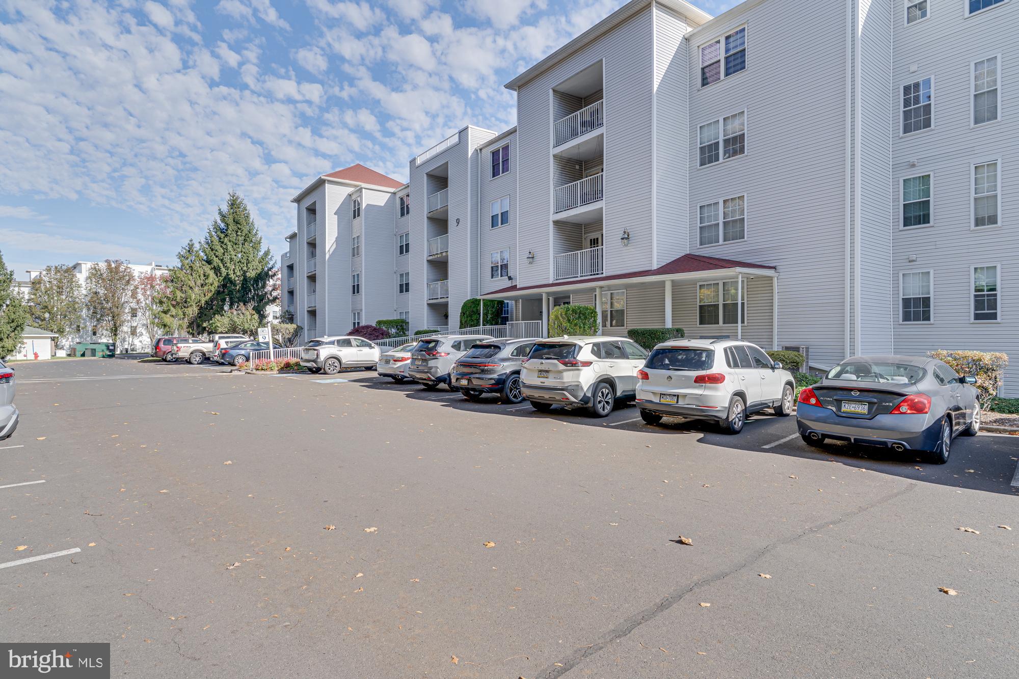 CENTENNIAL STATION - Residential