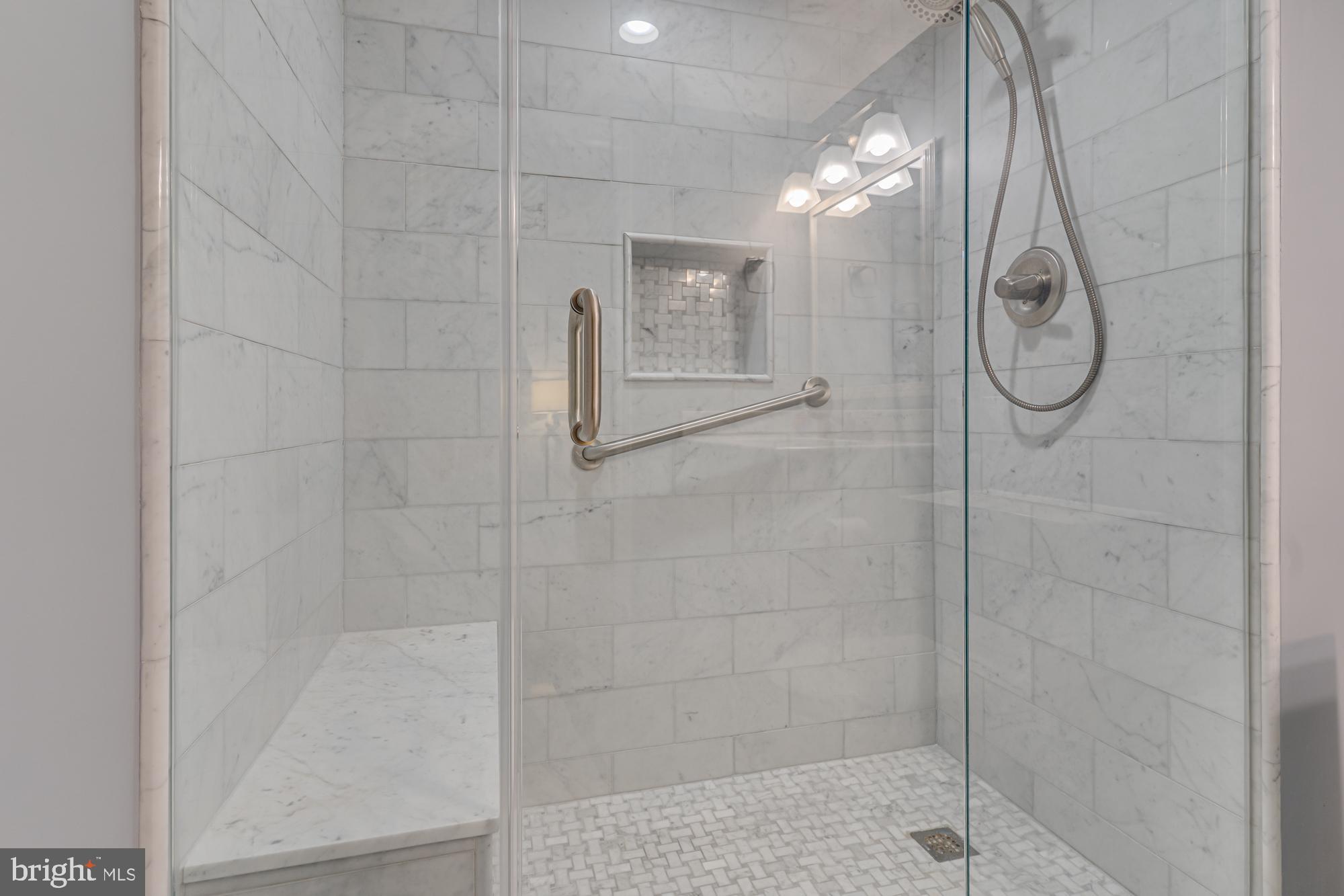 CENTENNIAL STATION - Residential