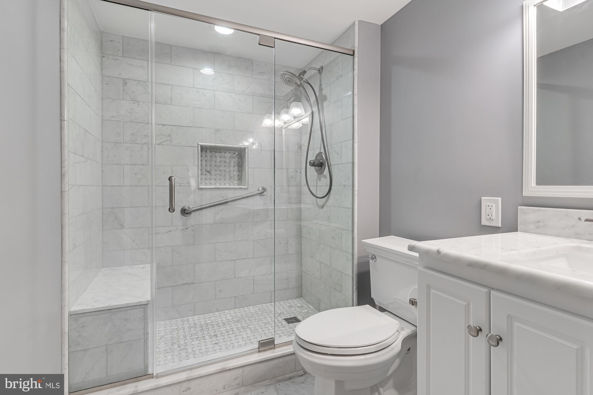 CENTENNIAL STATION - Residential