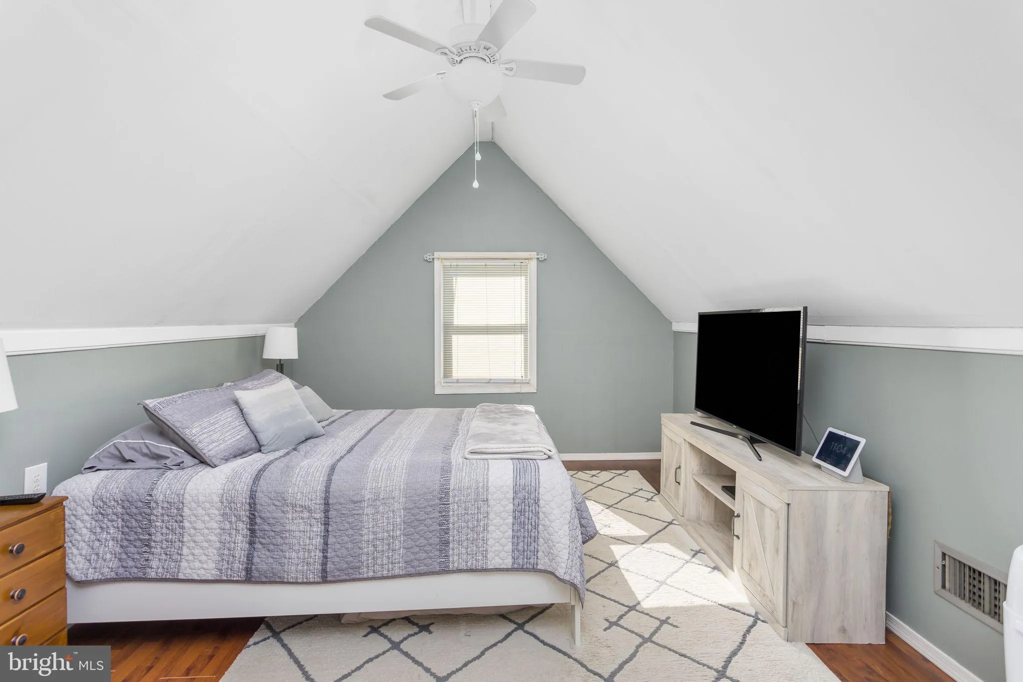 Maple Shade, New Jersey 08052, United States, 4 Bedrooms Bedrooms, ,1 BathroomBathrooms,Residential,Active,237357