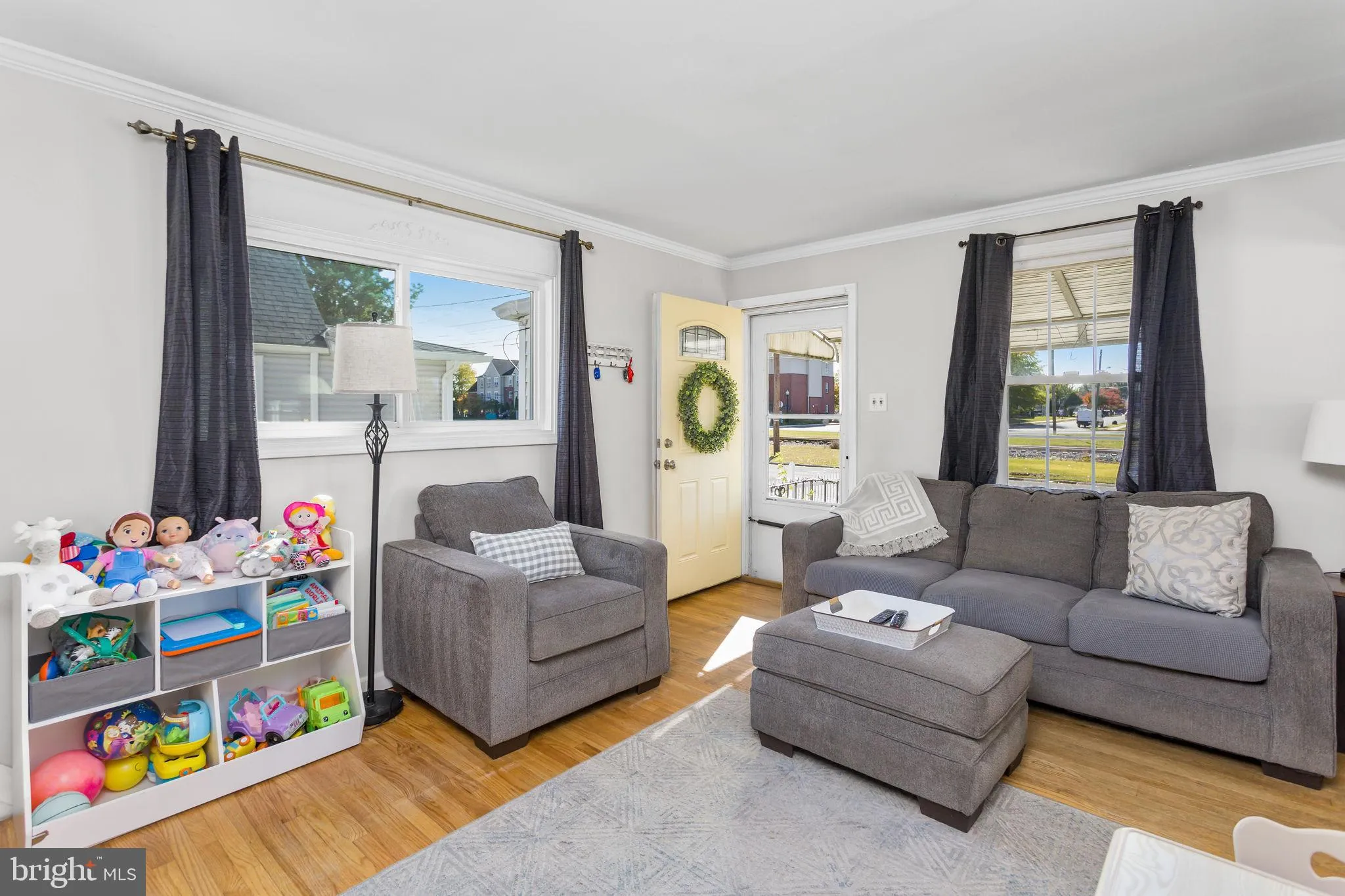 Maple Shade, New Jersey 08052, United States, 4 Bedrooms Bedrooms, ,1 BathroomBathrooms,Residential,Active,237357