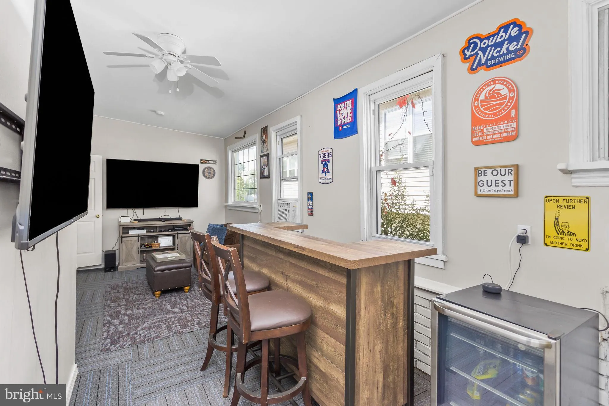 Maple Shade, New Jersey 08052, United States, 4 Bedrooms Bedrooms, ,1 BathroomBathrooms,Residential,Active,237357