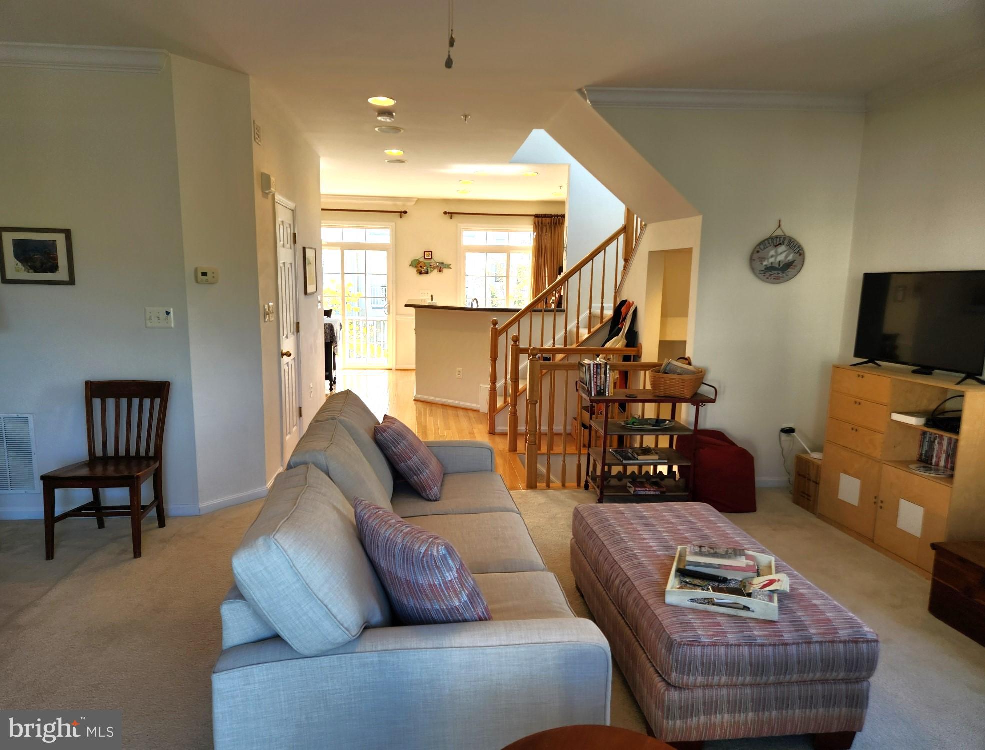 DEEP HARBOUR - Residential