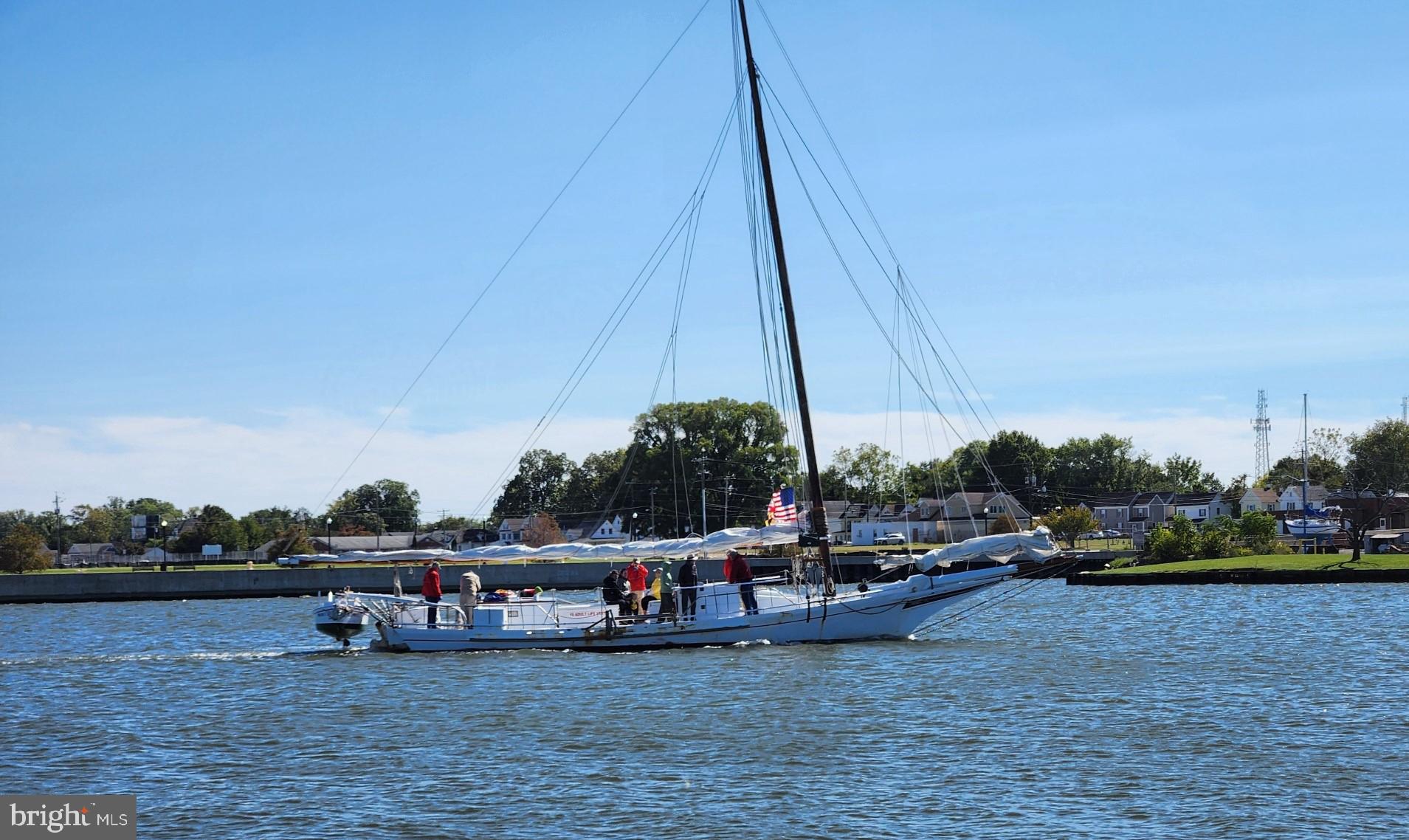 DEEP HARBOUR - Residential