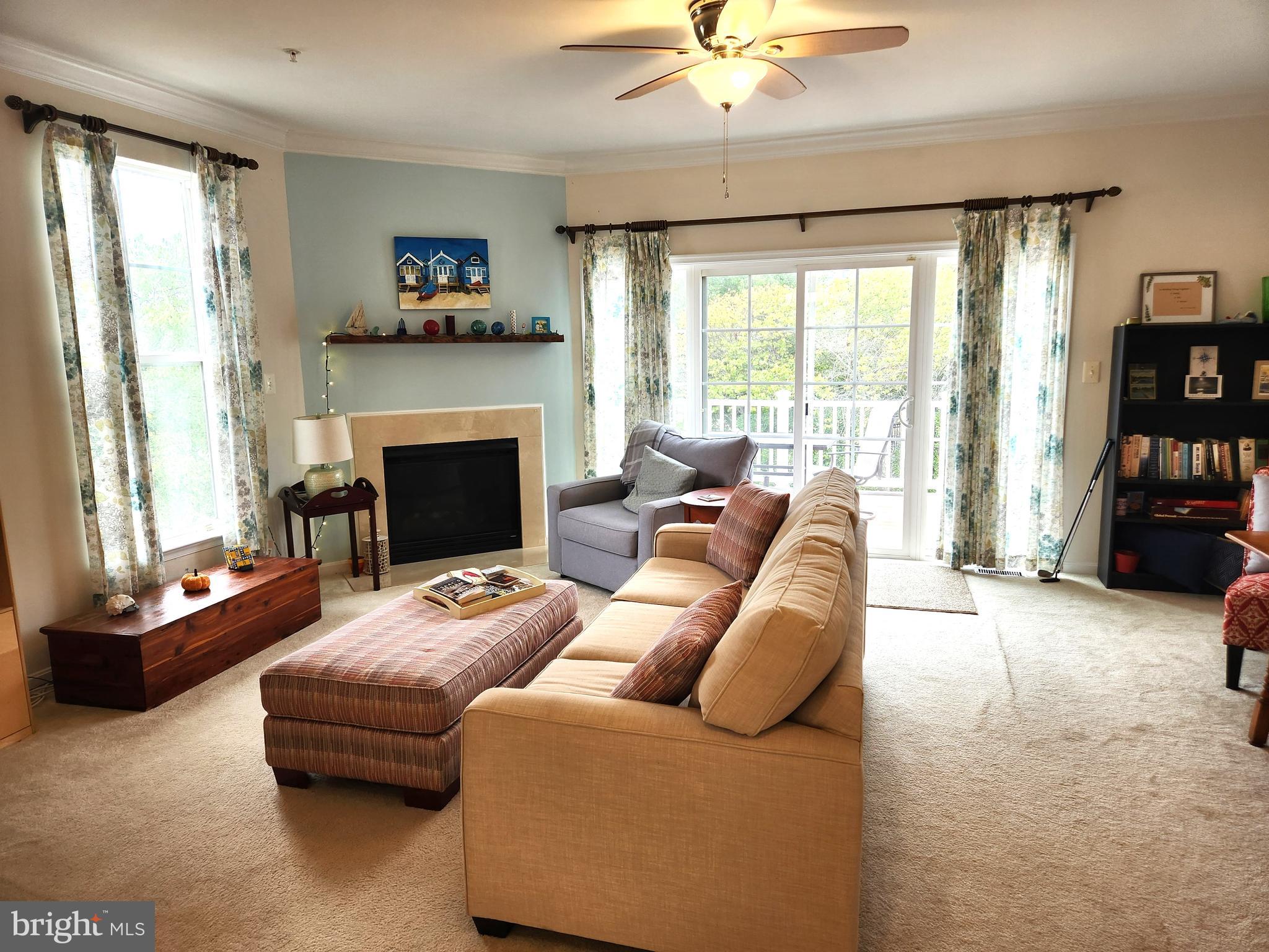 DEEP HARBOUR - Residential