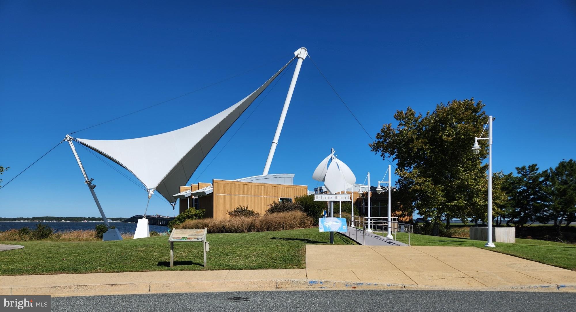 DEEP HARBOUR - Residential