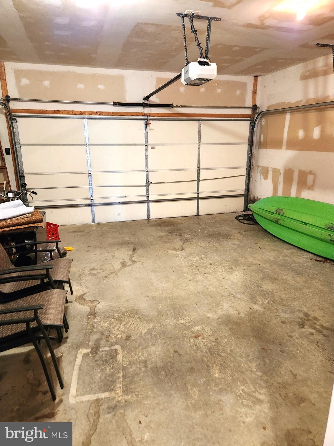 DEEP HARBOUR - Residential