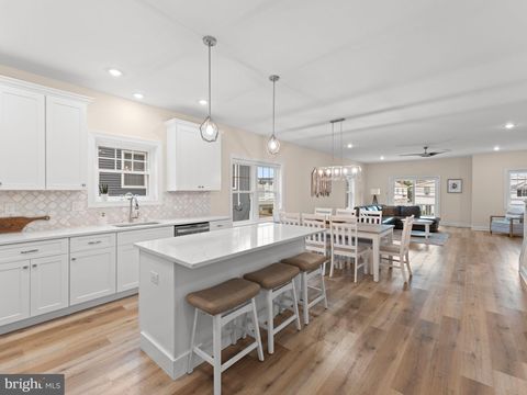 Photo of 1816 New York Avenue, WILDWOOD, NJ 08260 (MLS # NJCM2006022)