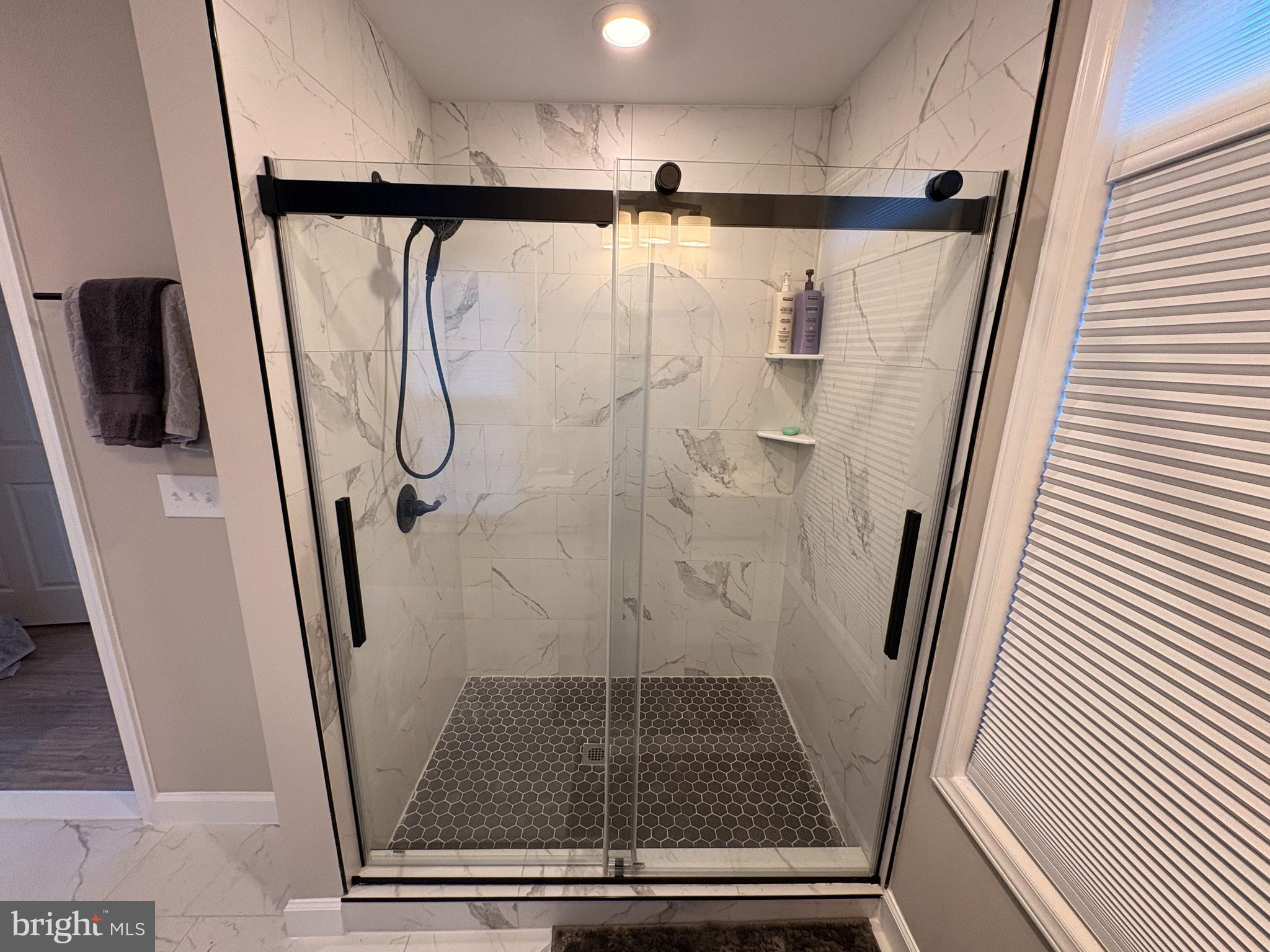 INDEPENDENCE SHORES - Residential