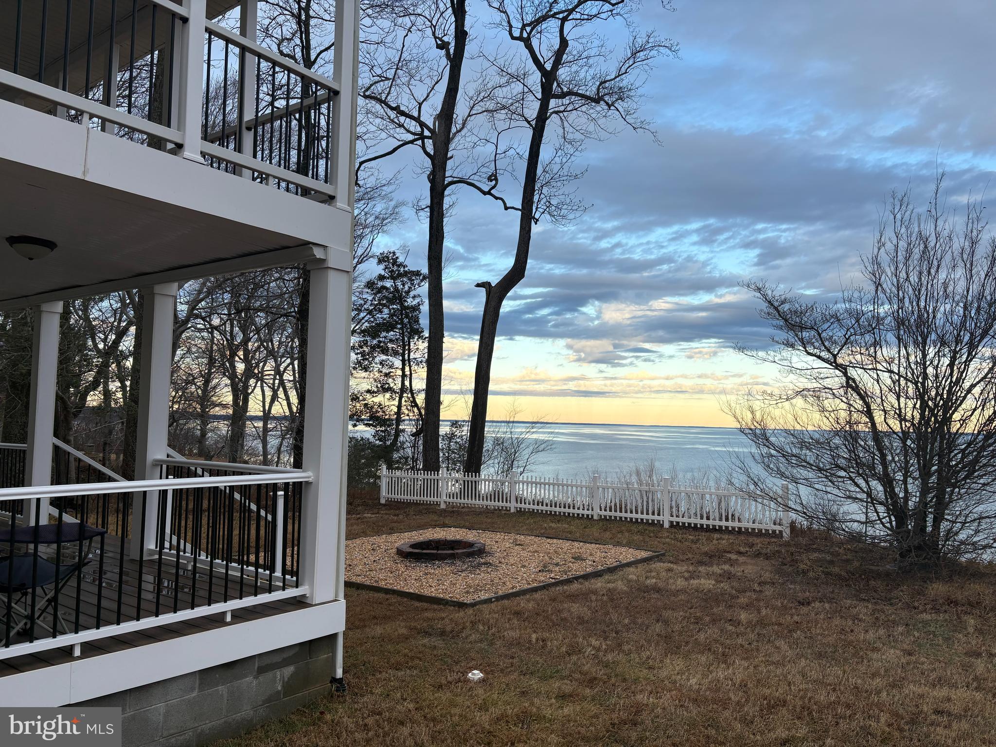 INDEPENDENCE SHORES - Residential