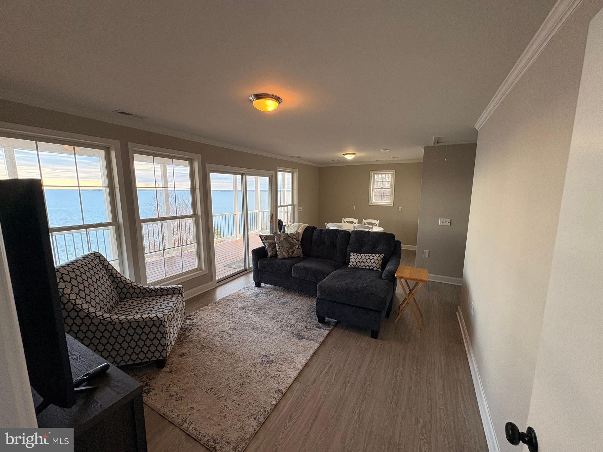 INDEPENDENCE SHORES - Residential