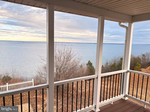 Homes For Sale - 1077 N Independence Drive<br/> MONTROSS, VA 22520