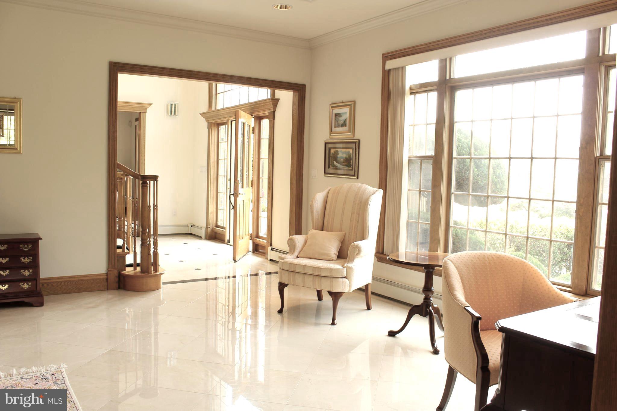 ESTATE HOMES OF WH - Residential