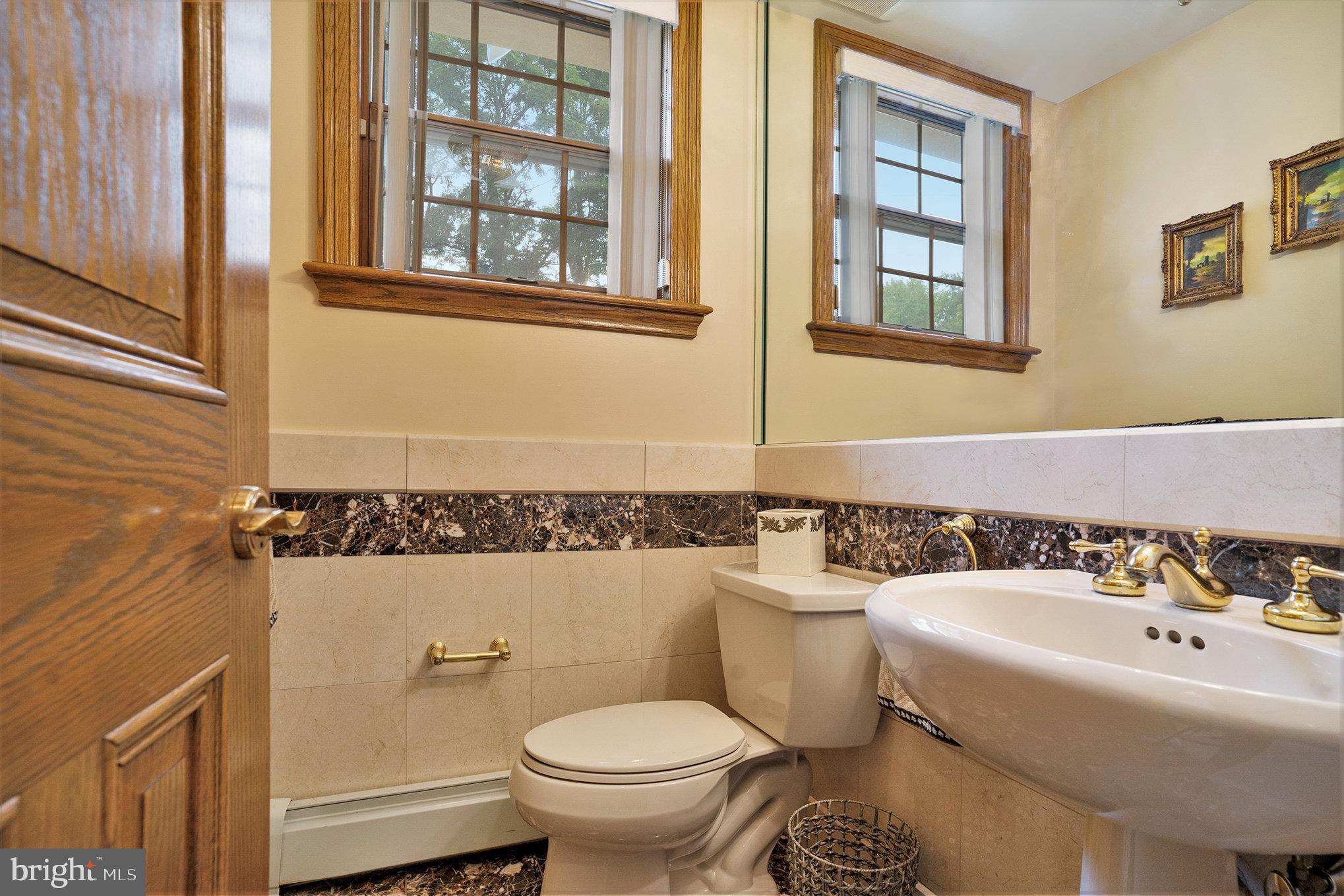 ESTATE HOMES OF WH - Residential