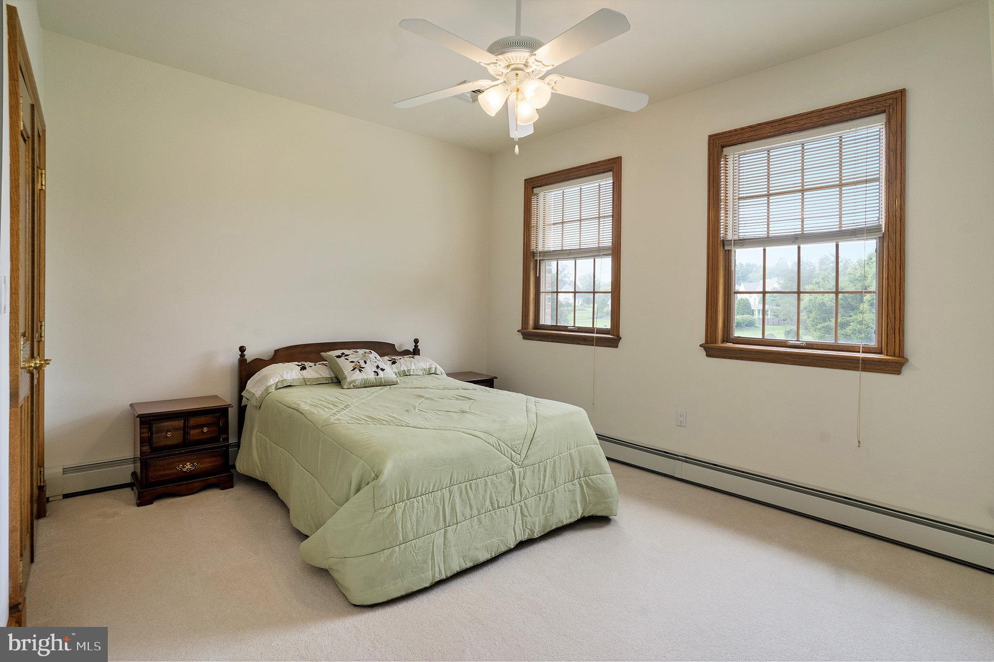 ESTATE HOMES OF WH - Residential