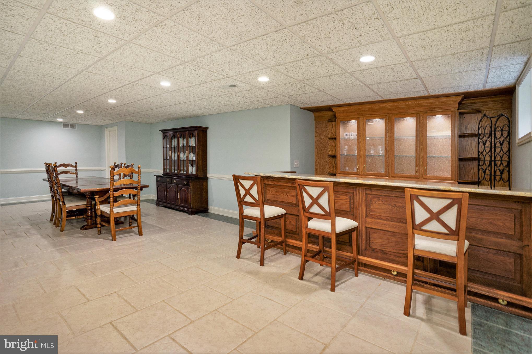 ESTATE HOMES OF WH - Residential